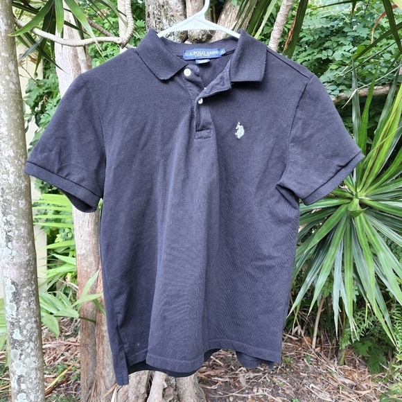 U.S. Polo Association Top Medium - Picture 1 of 4